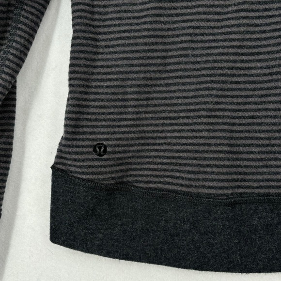 Lululemon In A Cinch Reversible Pullover Sweatshirt Cowl Turtleneck Gray Size 12 - Picture 10 of 14